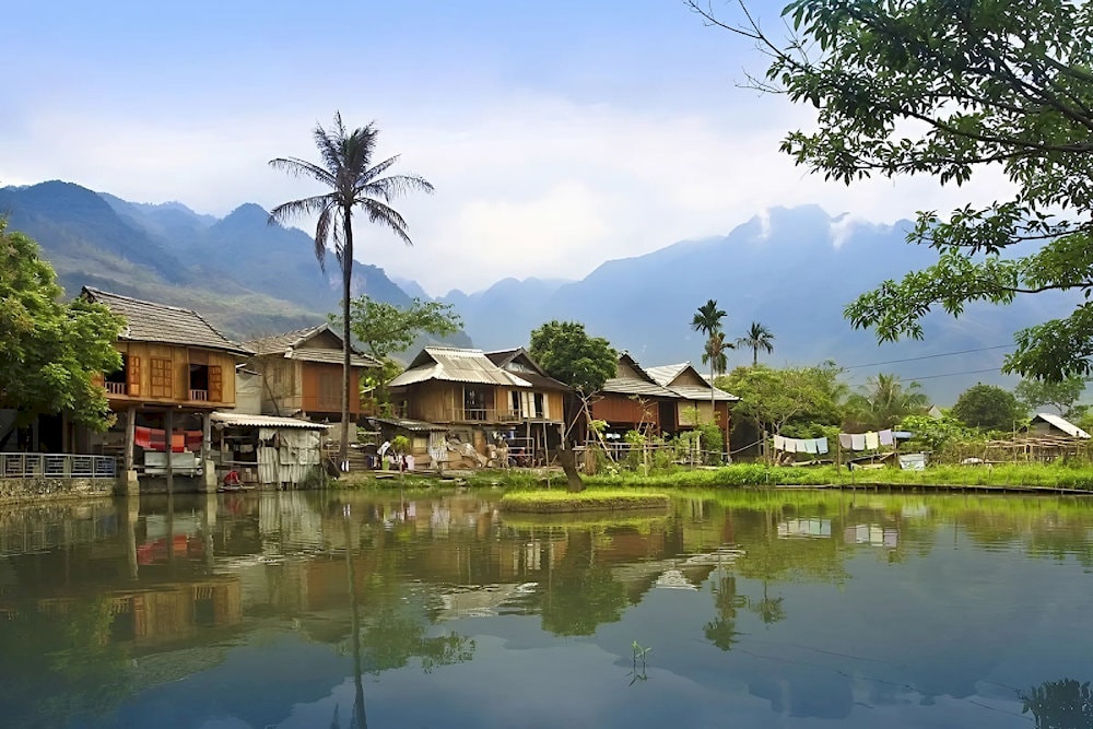 The best time to visit is during the rice planting season or harvest season 